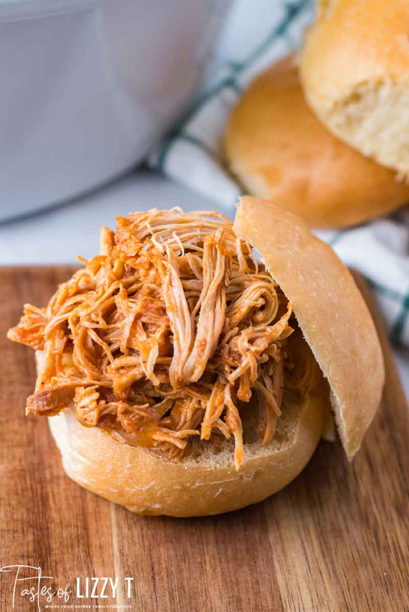 Shredded Barbecue Chicken Sandwiches {Easy Slow Cooker Recipe}