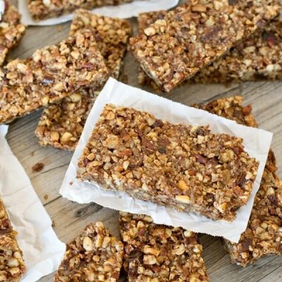 Paleo Nut Energy Bars {Healthy Snack Bar Recipe with Dates}