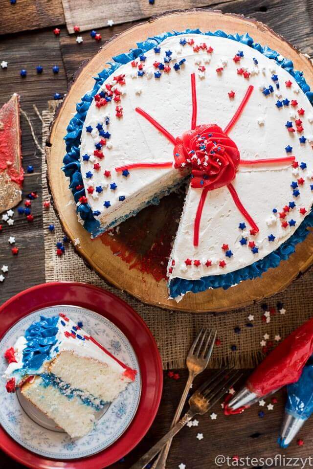 Easy Patriotic Cake {Techniques for a Patriotic Dessert that Kids will