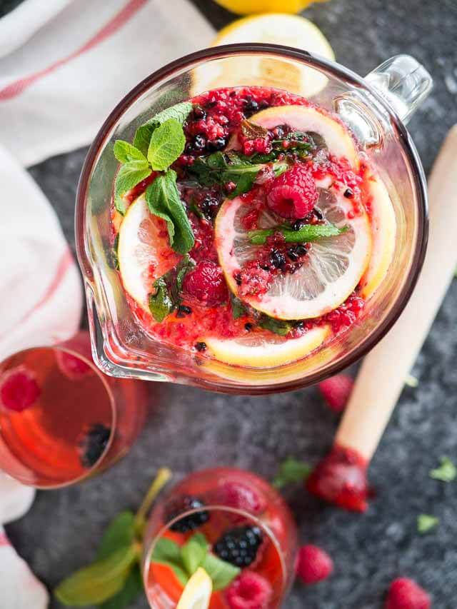 Sparkling Raspberry Mint Lemonade {a Perfect Seasonal Drink}