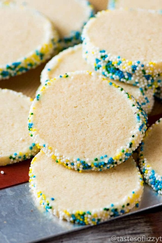 Refrigerated Sugar Cookies {Easy Slice 'n Bake Sugar Cookie Recipe}