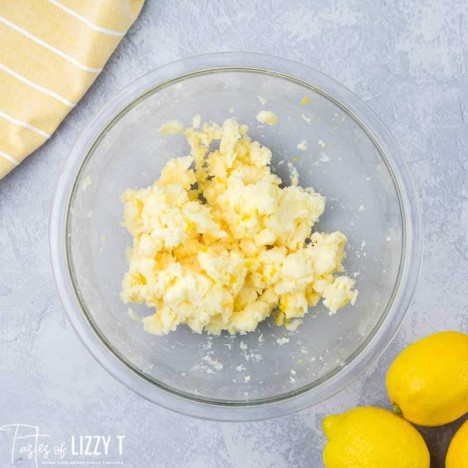 Lemon Shortbread Cookies {Rolled Cookie} % | Tastes of Lizzy T