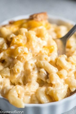 Creamy Macaroni and Cheese {With 3 Cheeses & Bread Crumb Topping}