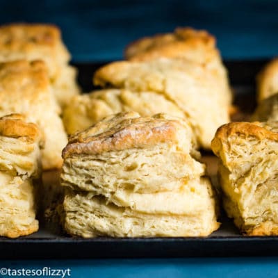 Buttermilk Biscuits {Amish Style Easy Homemade Biscuit Recipe}