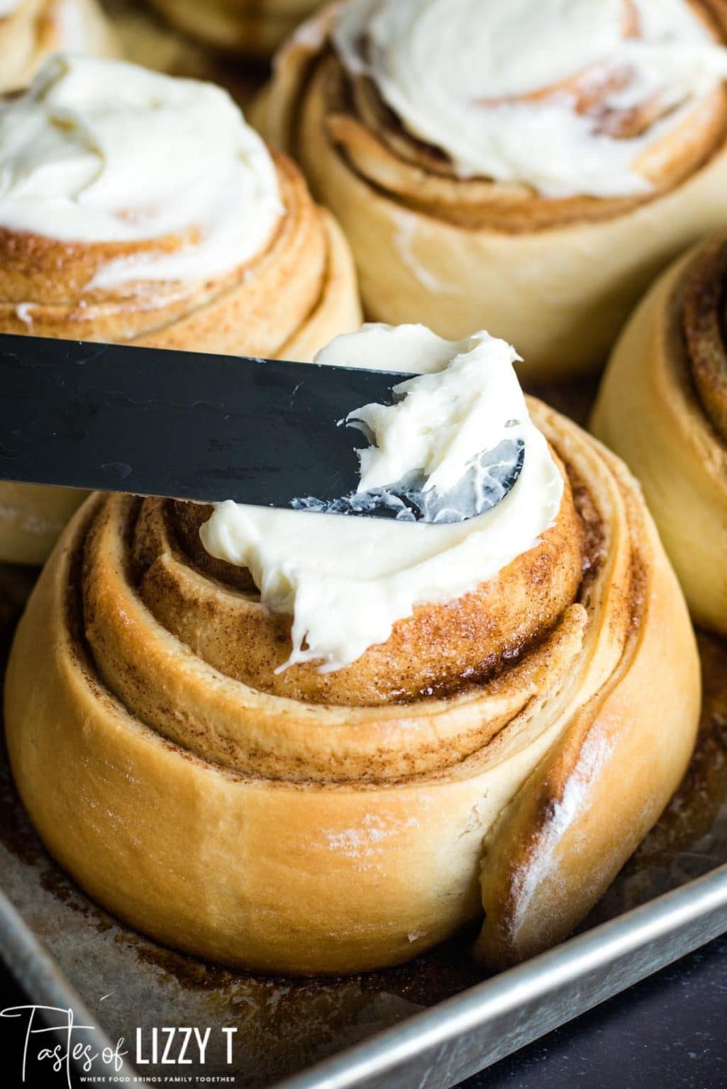 Giant Cinnamon Rolls With Heavy Cream Tastes Of Lizzy T 6411