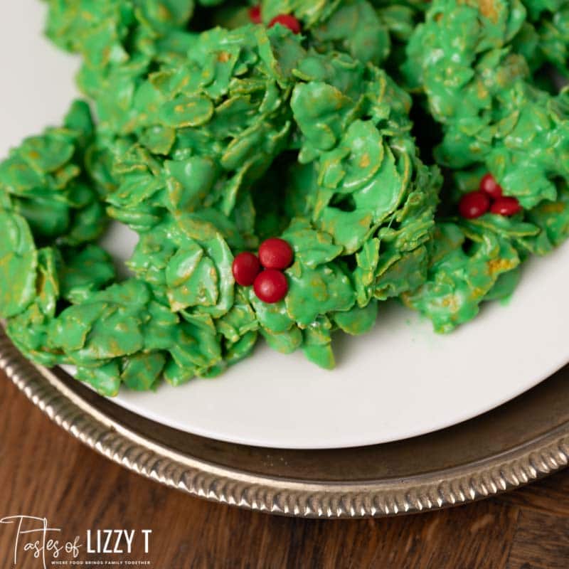 Cornflake Wreath Cookies {Classic Christmas Recipe} | Tastes of Lizzy T