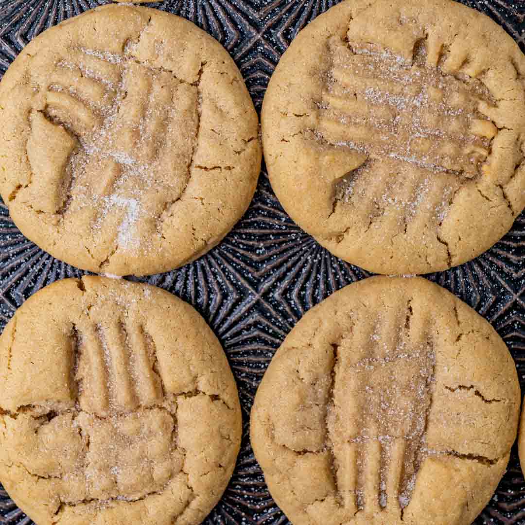 https://www.tastesoflizzyt.com/wp-content/uploads/2022/02/soft-peanut-butter-cookies-800-4.jpg