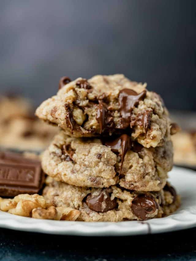 Neiman Marcus Cookies {Famous $250 Cookie Recipe} - Tastes of Lizzy T