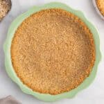 baked oatmeal pie crust in a pan