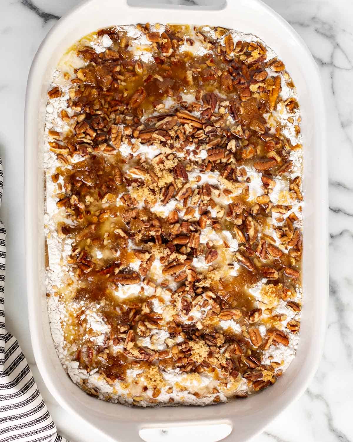 unbaked pumpkin pecan dump cake