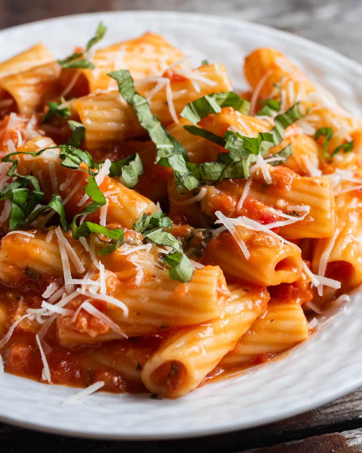 rigatoni with tomato parmesan sauce