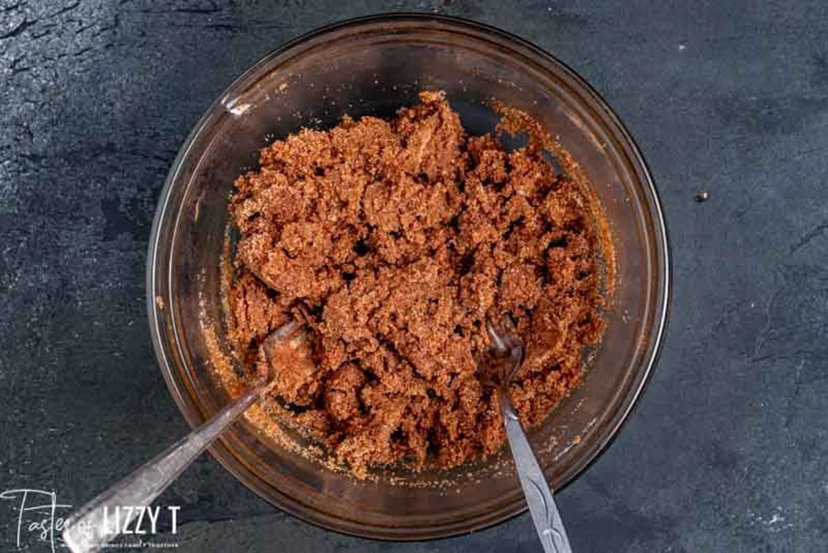 cinnamon sugar mixture mixed in a bowl with forks