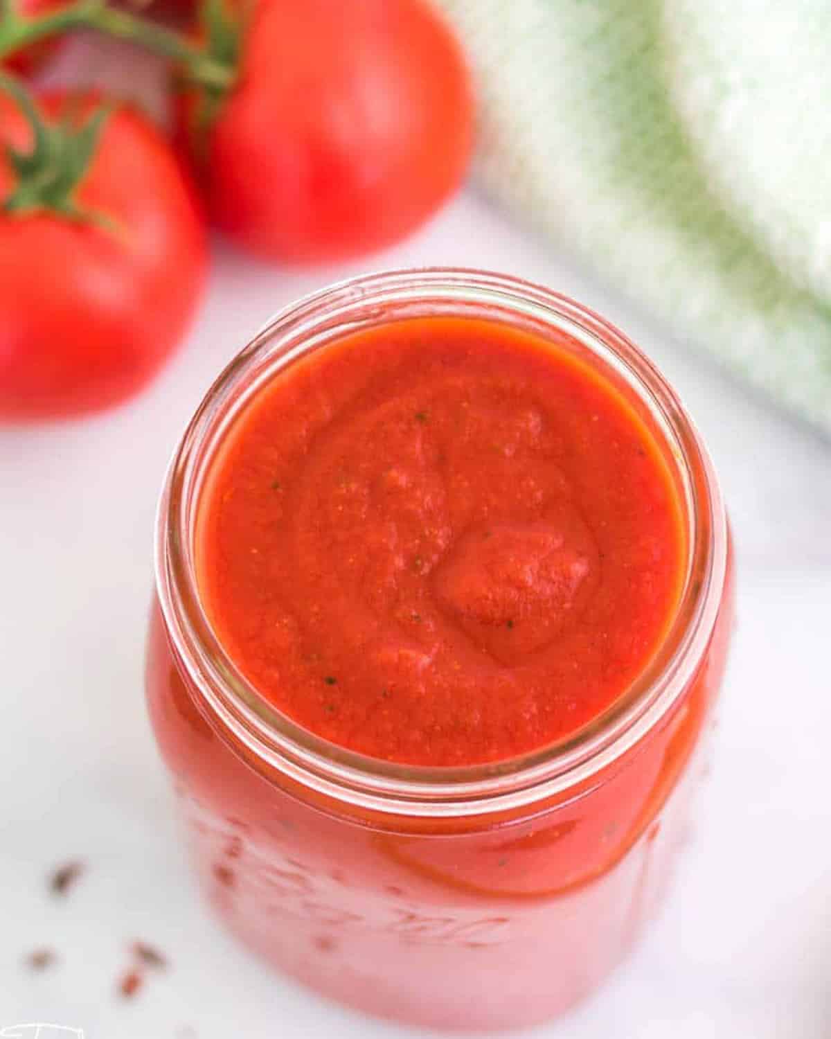 homemade pizza sauce in a jar