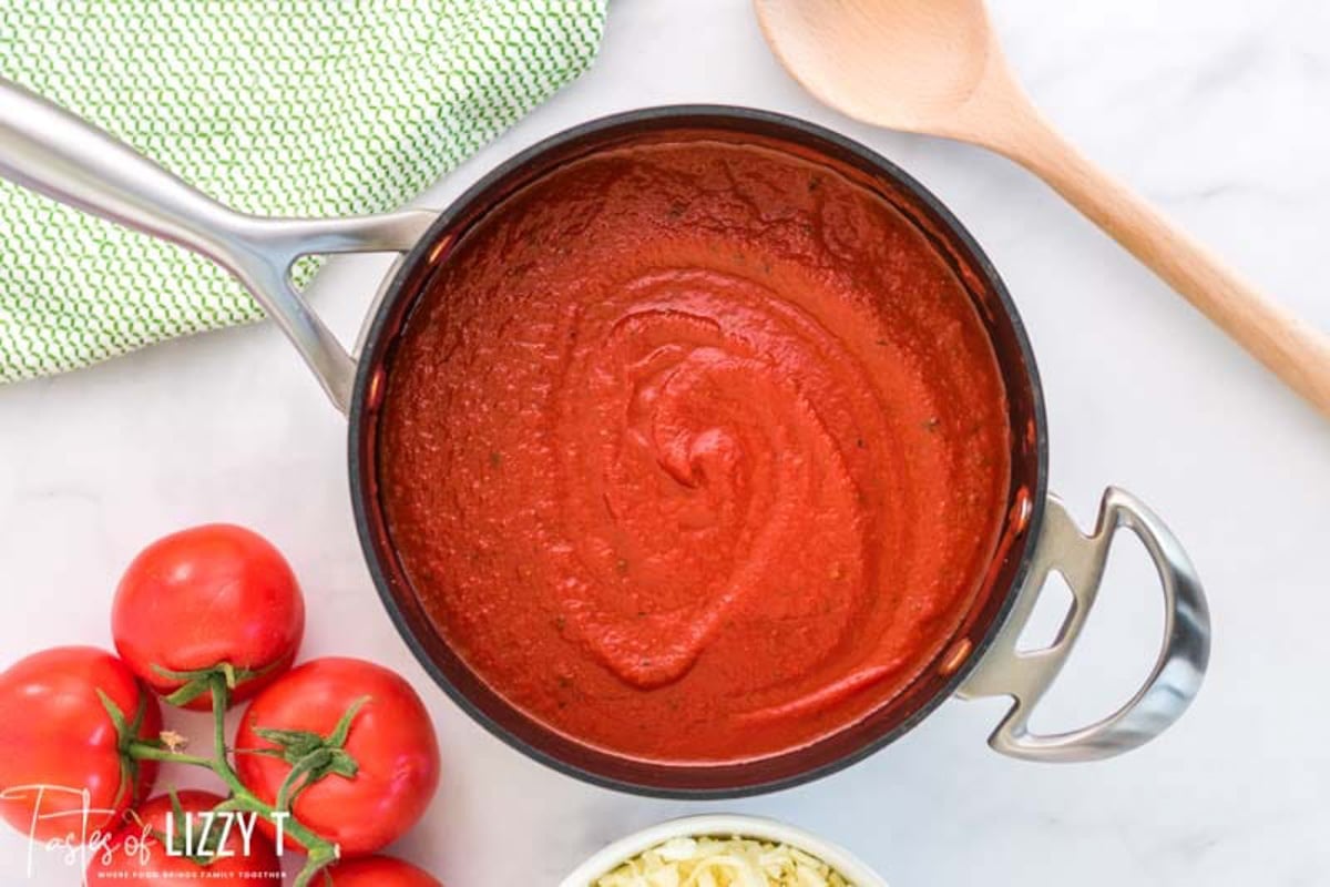 tomato puree pizza sauce in a pan