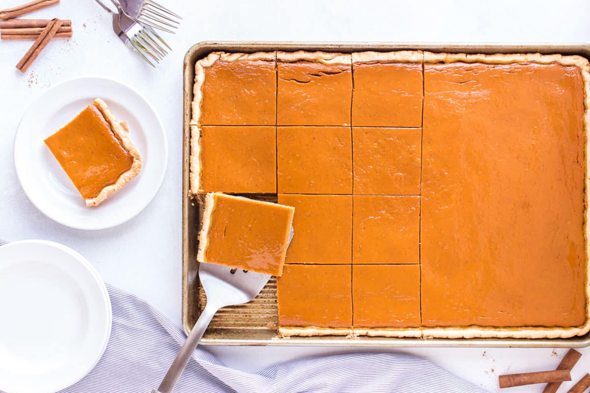 sheet pan pumpkin pie in a pan