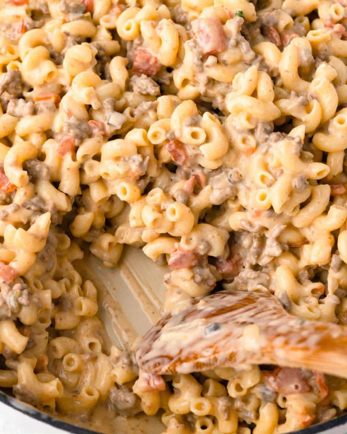 hamburger mac and cheese recipe with velveeta