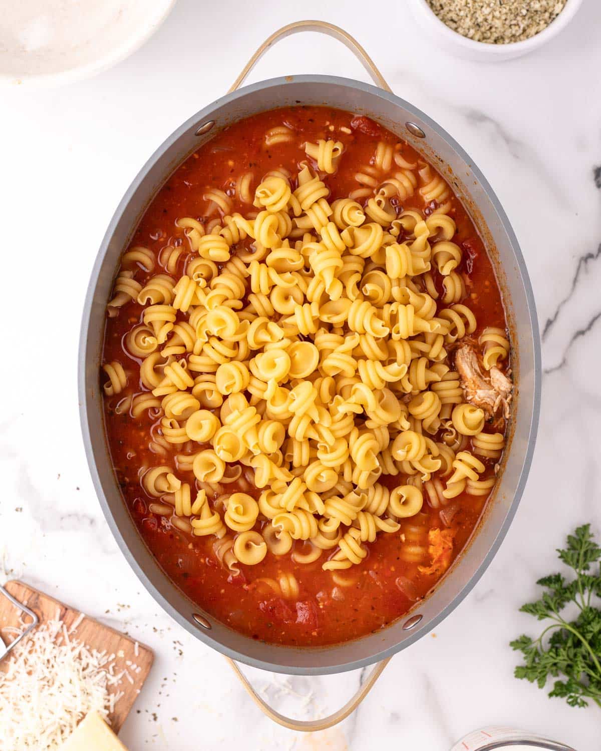 chicken parmesan soup with pasta noodles